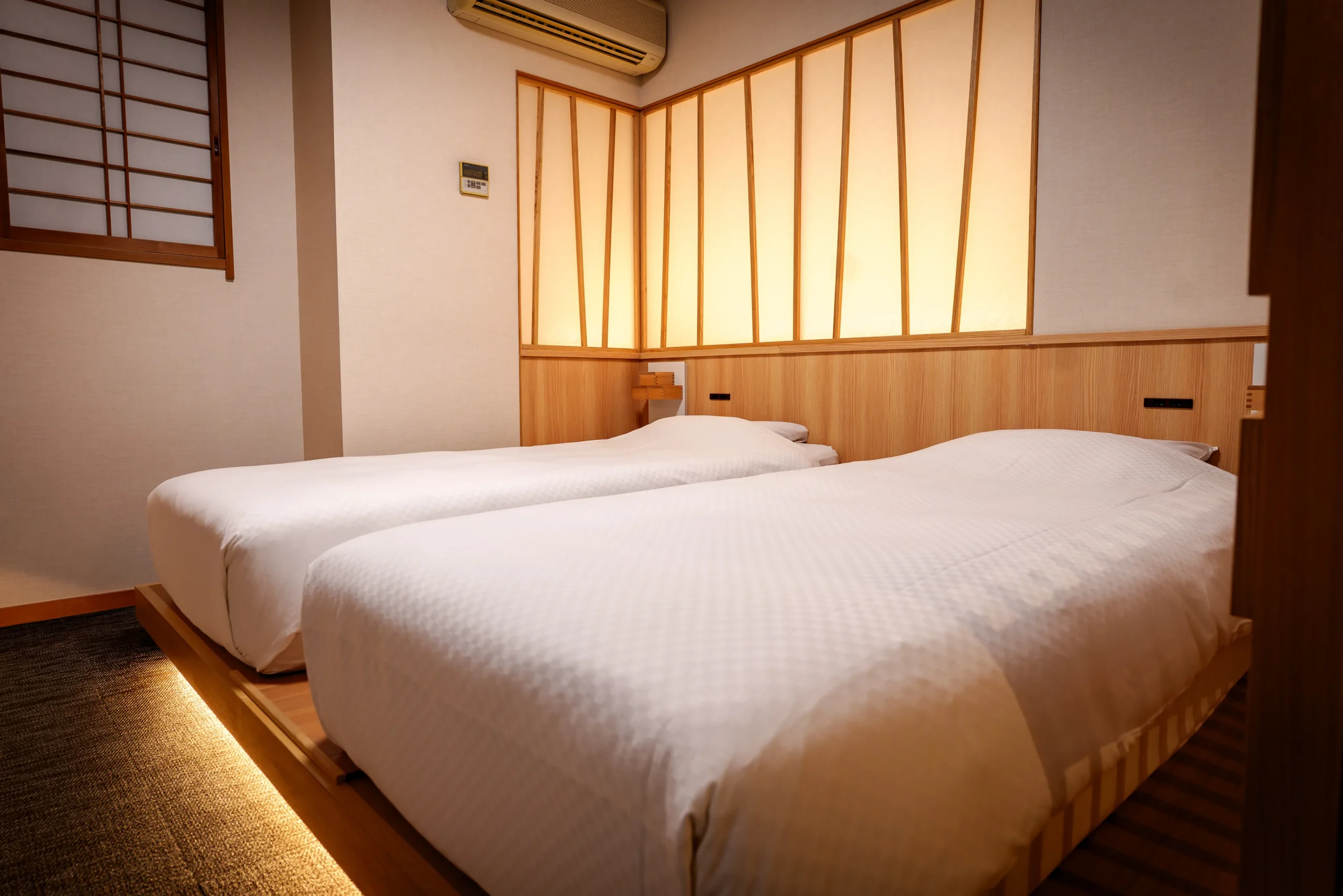 Japanese-Western Room “Ikoi” with Open-air Hot Spring Bath (Direct from the Source)