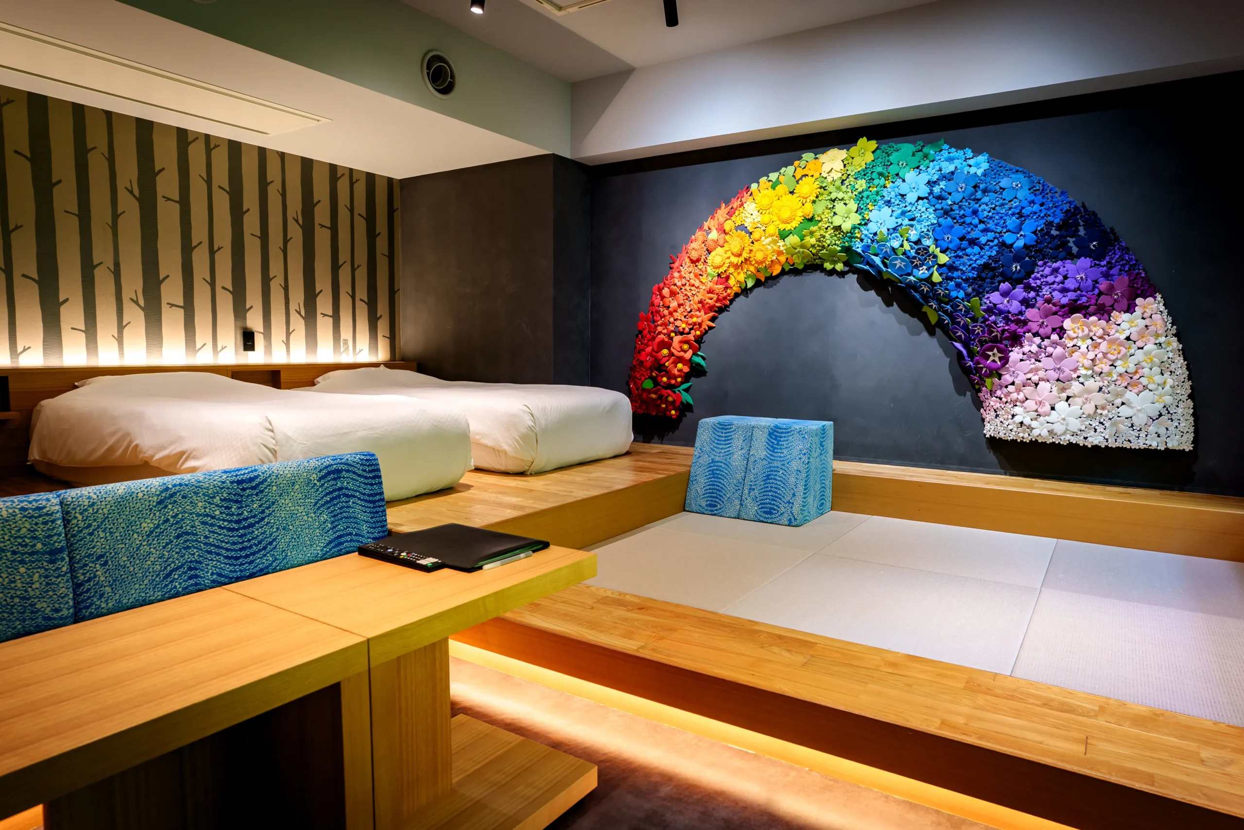 Art Room “Niji” with Open-air Hot Spring Bath (Direct from the Source)