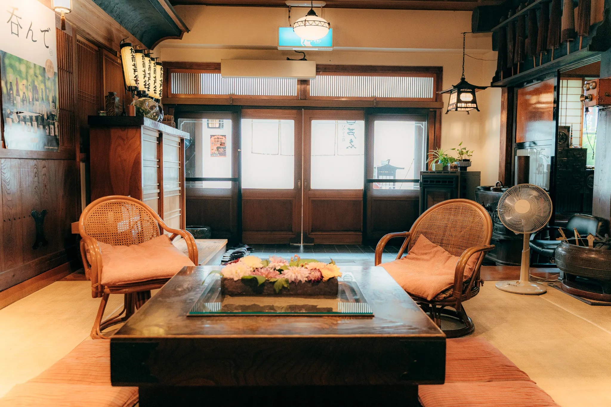 Feels like a trip back to the Showa era