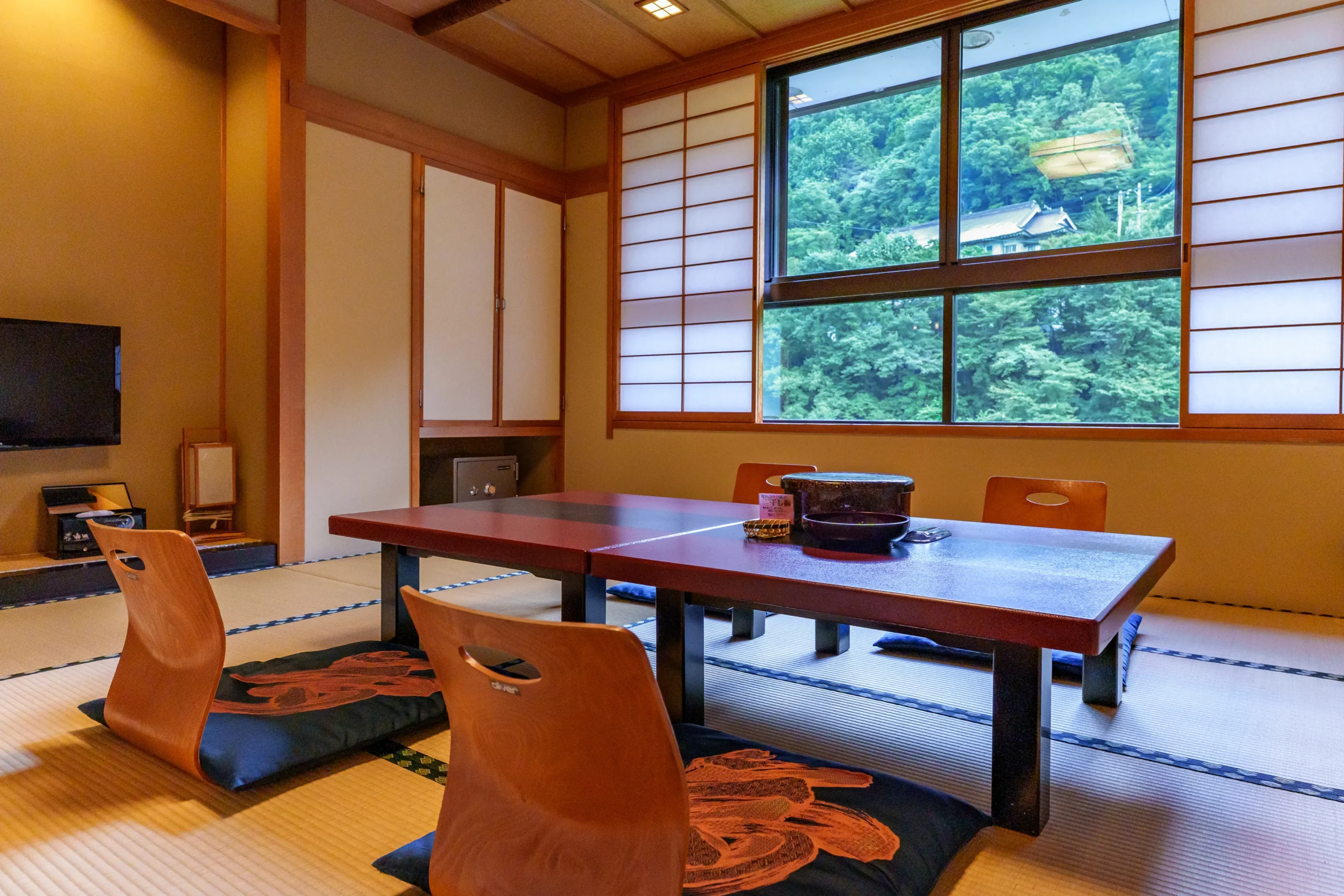 Japanese-style Room (Approx. 29㎡ | 310 sq ft)