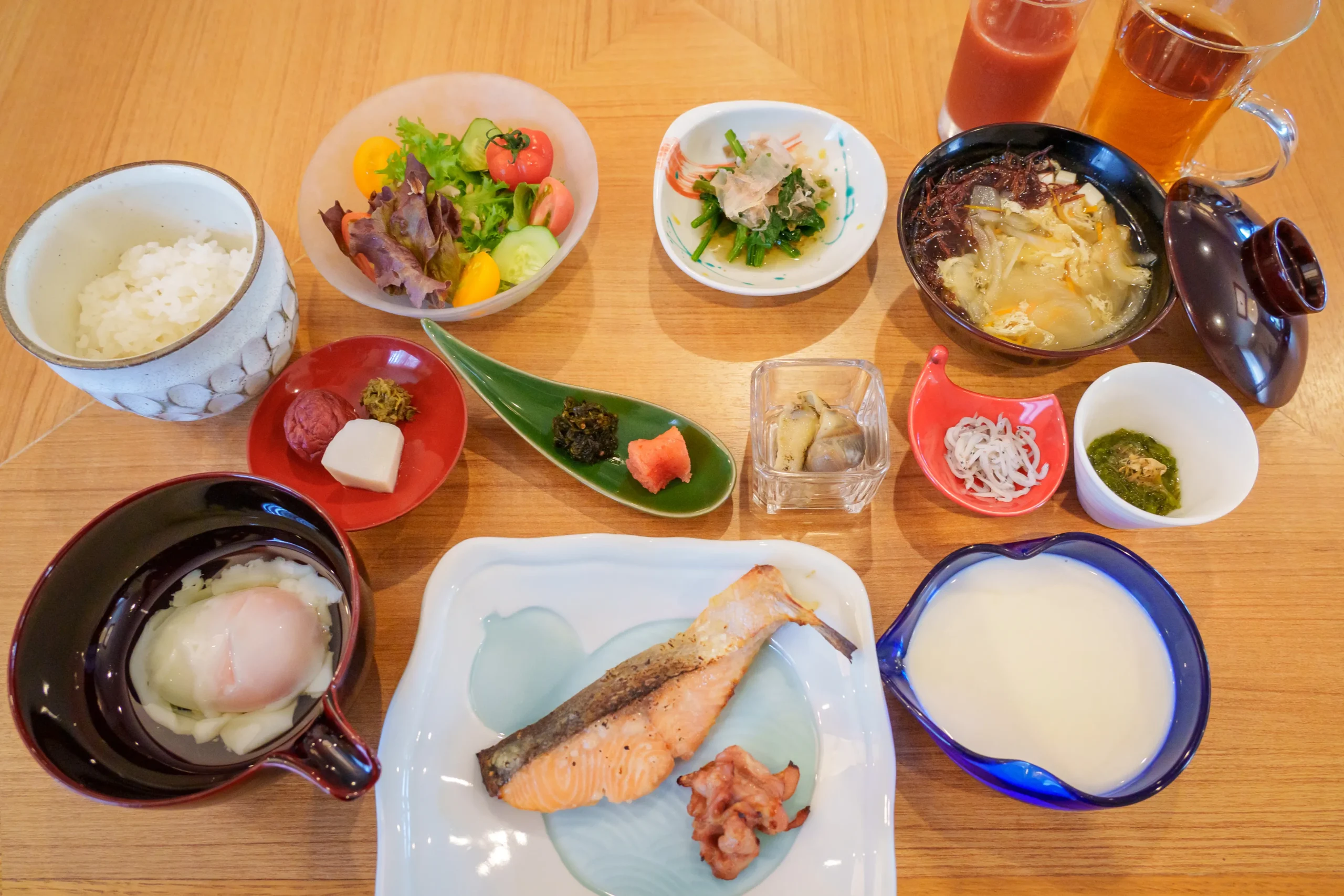 A wholesome Japanese-style meal set