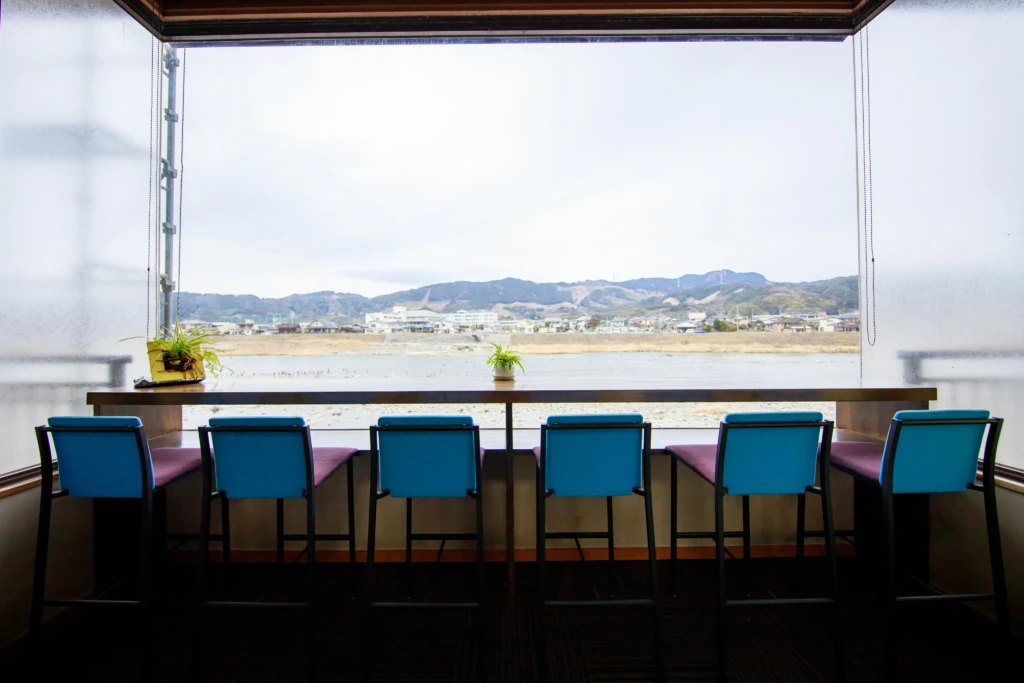 Riverside Lounge with Beautiful Views