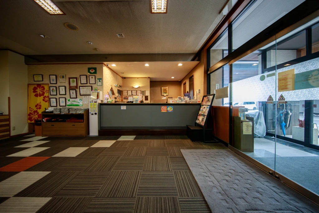 A Warm and Welcoming Entrance